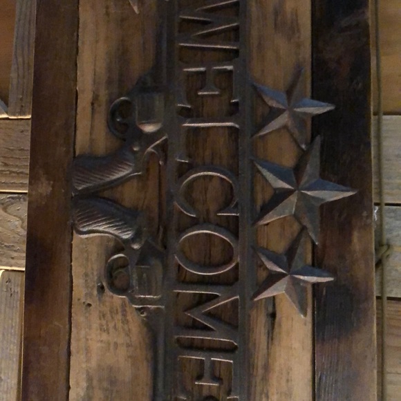 Cedar Welcome Sign - Picture 5 of 8